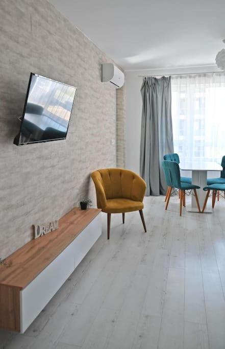 7A Dream Apartment 7A Si Parcare Oradea Ngoại thất bức ảnh
