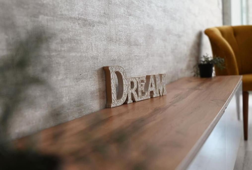 7A Dream Apartment 7A Si Parcare Oradea Ngoại thất bức ảnh